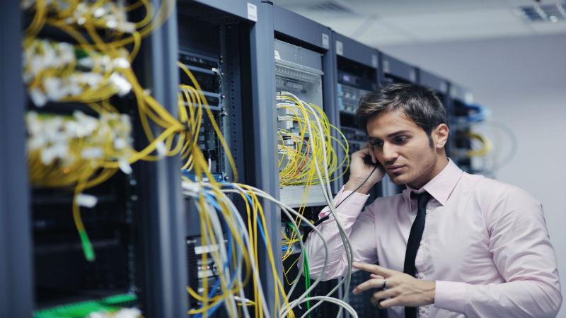 Three Reasons to Work With a Network Services Company in Cleveland, OH